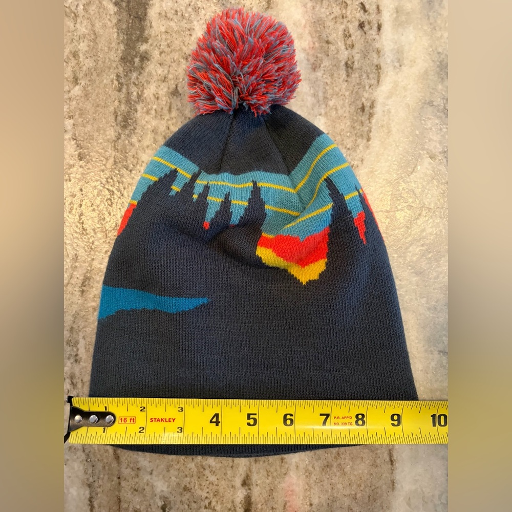 LL Bean Adult Katahdin Pom Winter Hat Unisex Multi Color Sunrise Over Katahdin - Picture 4 of 10